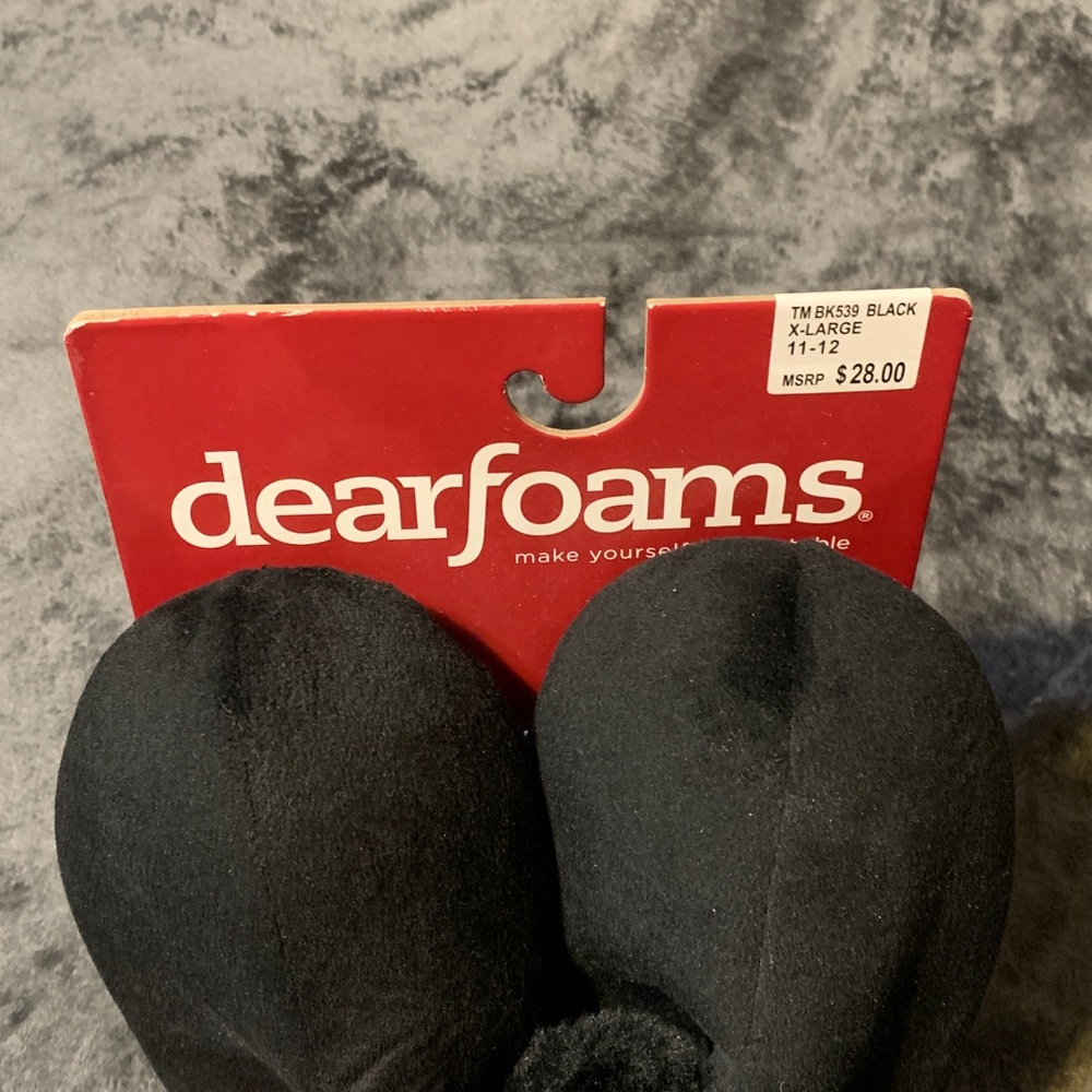 DEARFOAMS- Woman’s Black Plush Slip-On Slippers (XL) - Picture 3 of 7